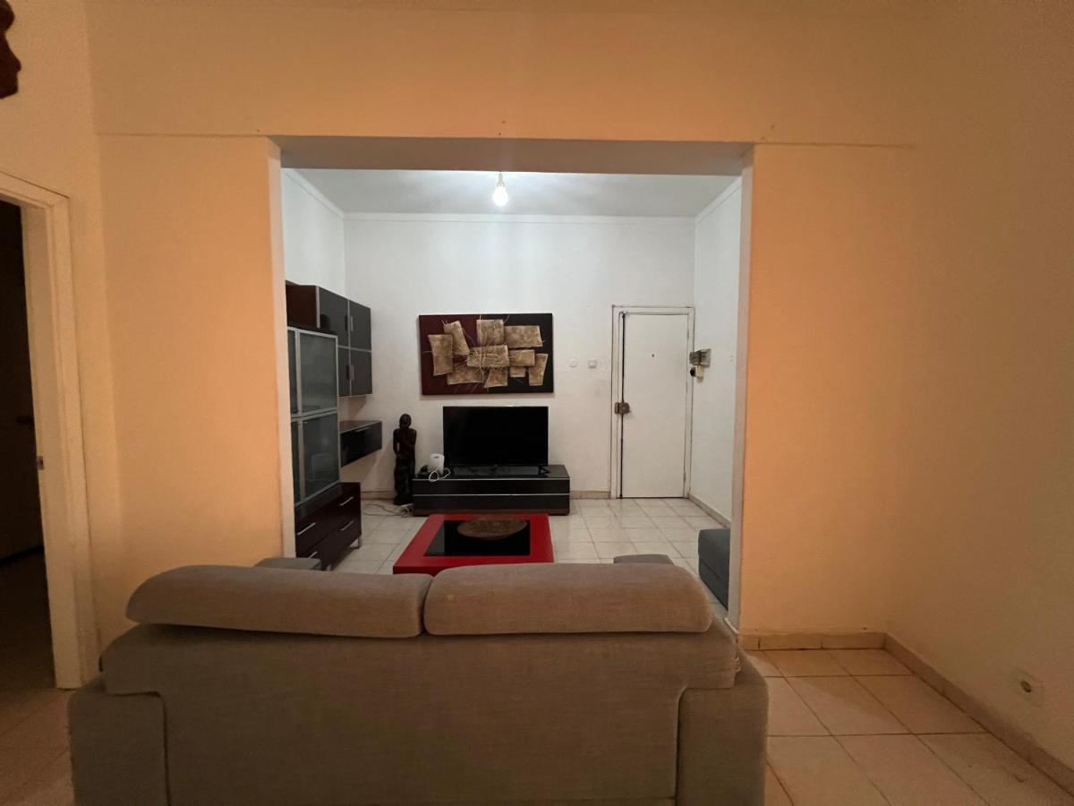 Africa Em Zona Comercial De Luanda Apartman Kültér fotó