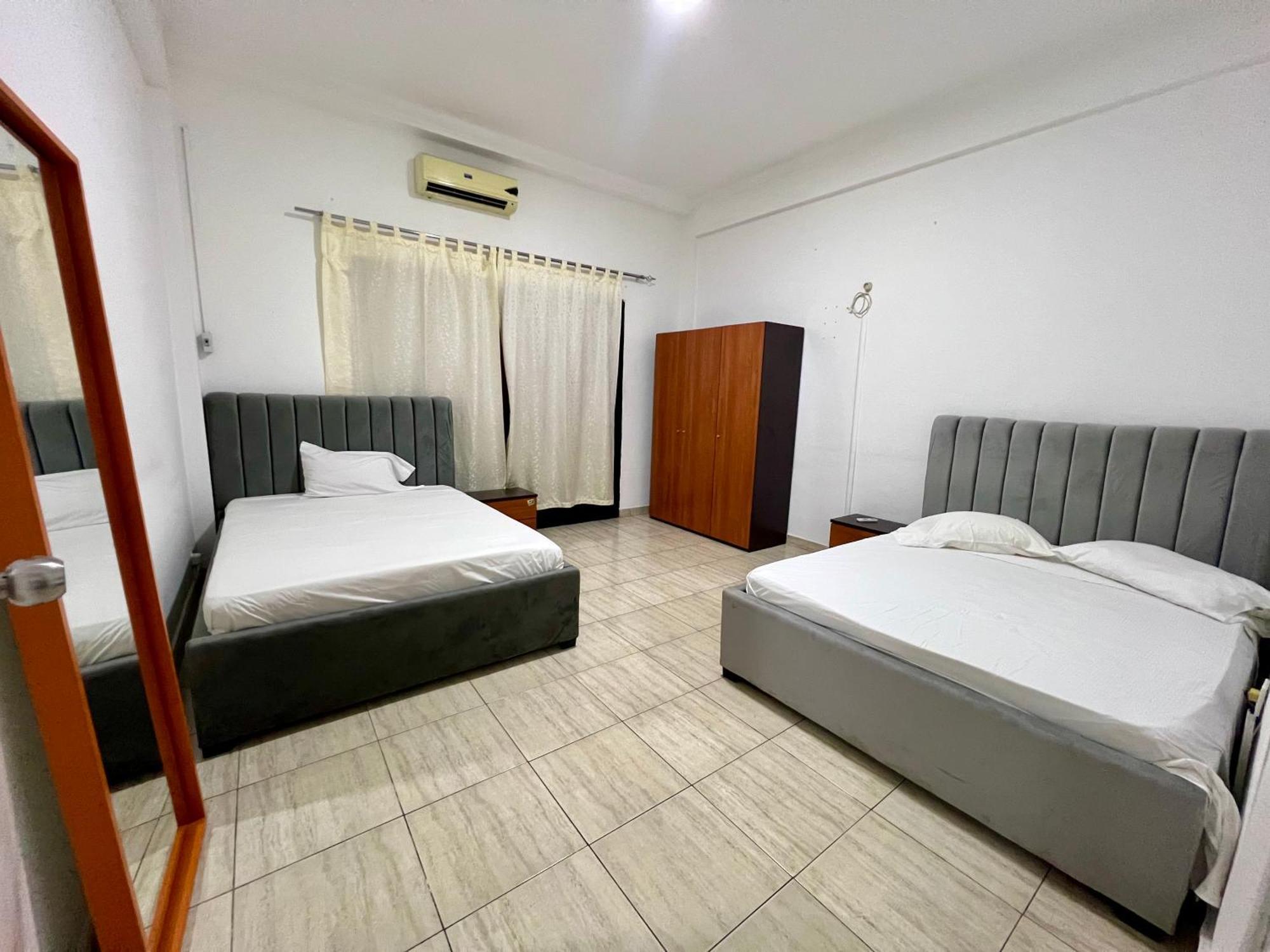 Africa Em Zona Comercial De Luanda Apartman Kültér fotó